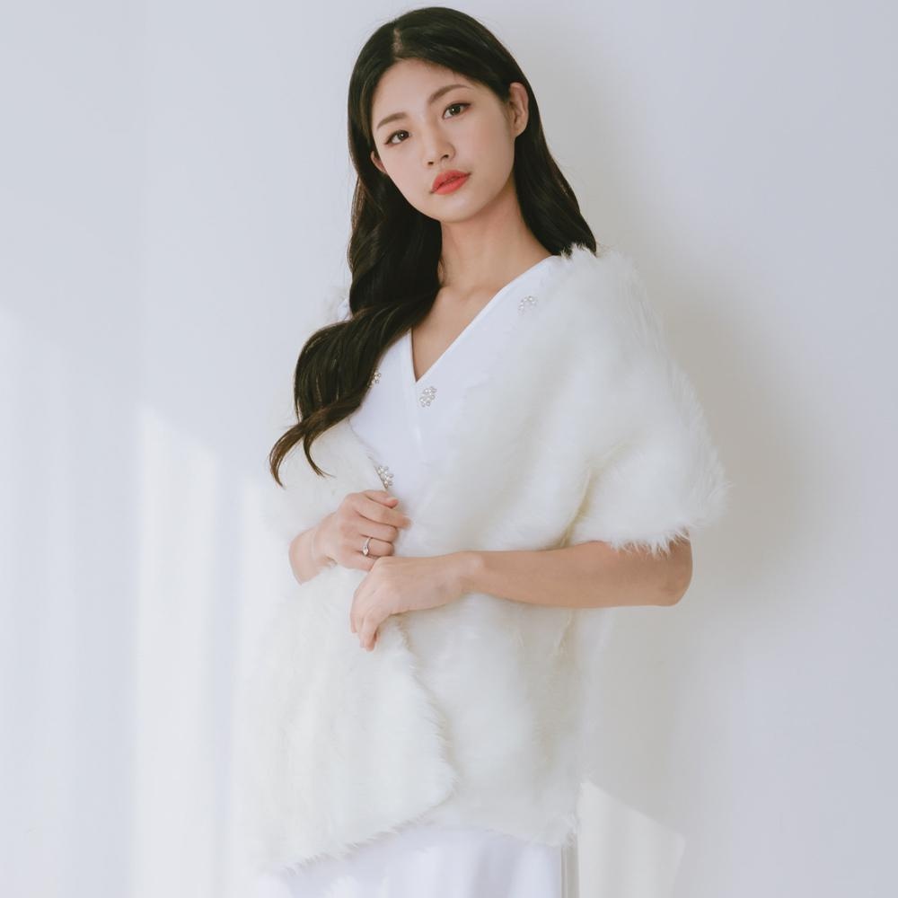 “릴리드레스 엘레강스 퍼 웨딩볼레로 드레스숄 망토 웨딩케이프” 추천템, 여자들이 선택한 이유는?