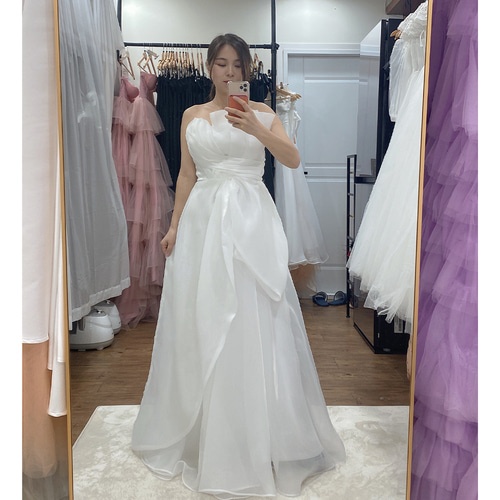 “샤르망 화이트 웨딩드레스 대여” 추천템 결혼식 준비의 필수 아이템